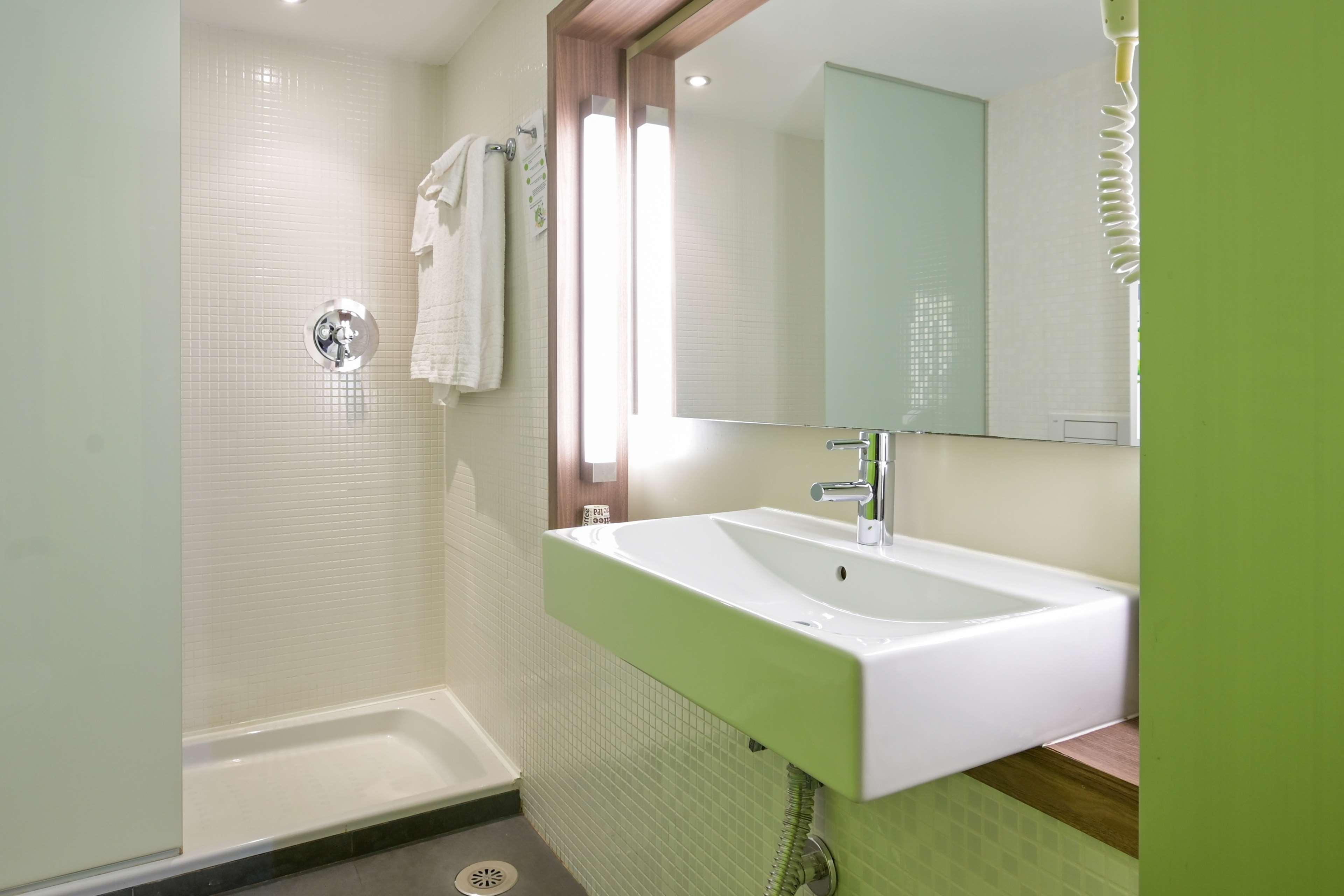 Travelodge Airport Hotell