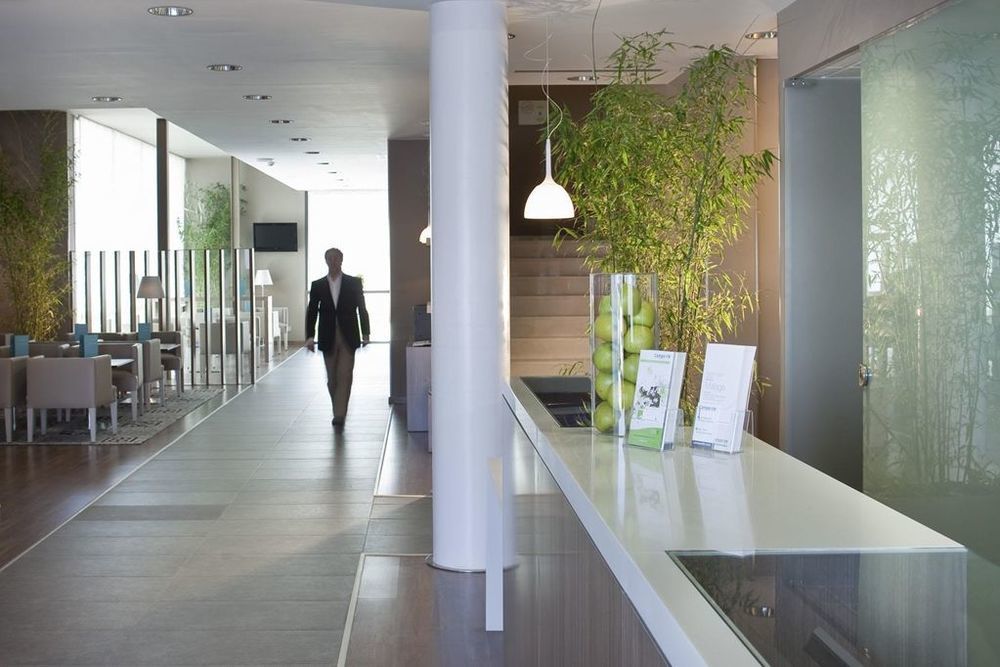 Hotel Campanile Airport 3*