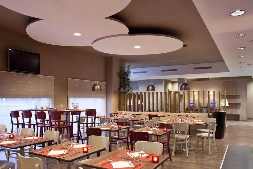 Campanile Airport Hotel 3*